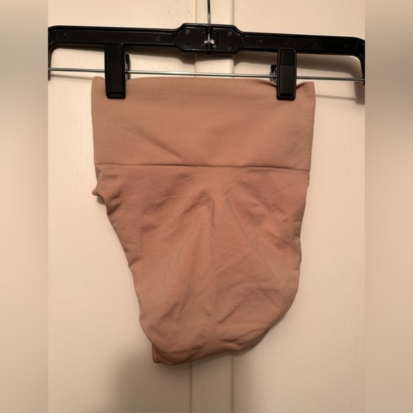 Skims Core Control Brief XXS/XS NWOT - Picture 5 of 6